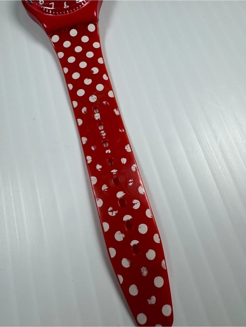 Swatch Watch “Berry Dots” 35mm evokes Minnie Mouse / Disney aesthetic
